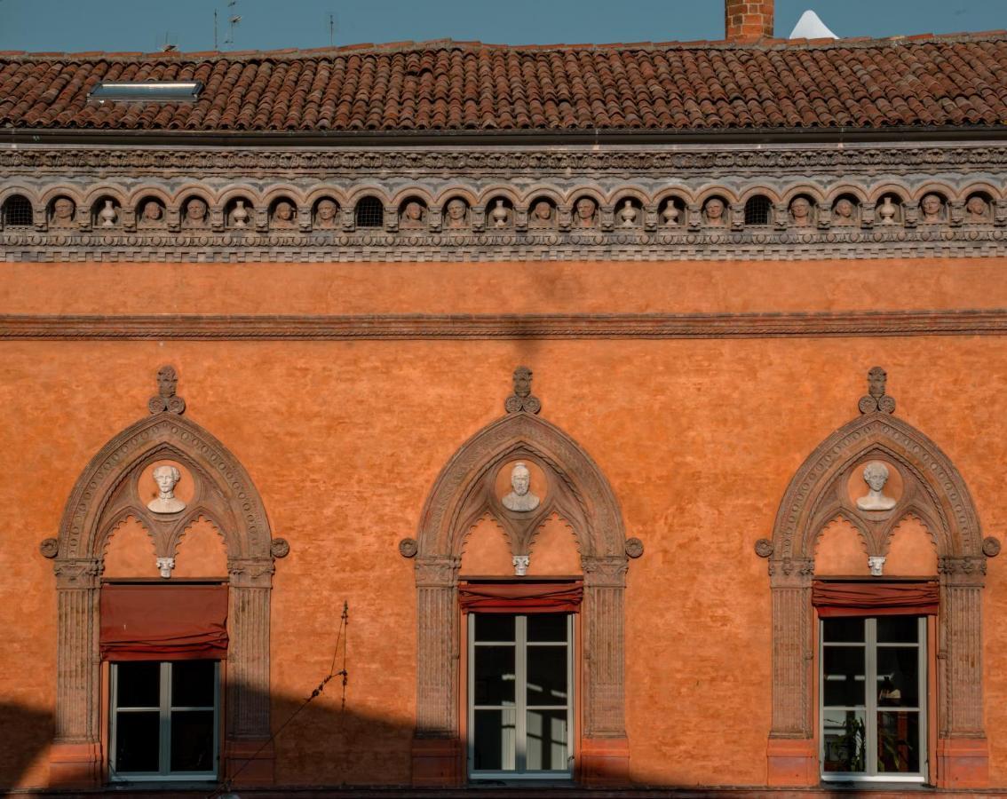 Piazza Santo Stefano Con Vista Apartment Bologna Luaran gambar