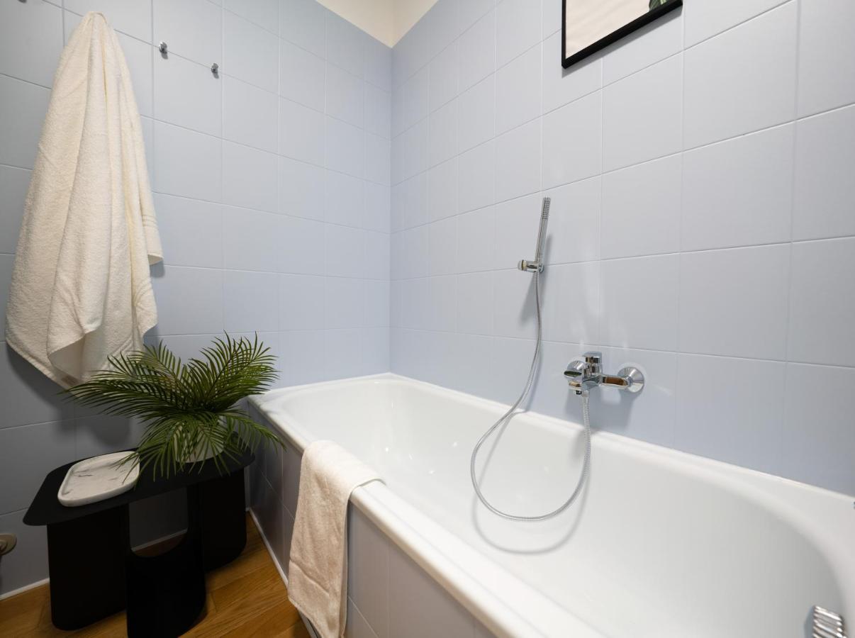 Piazza Santo Stefano Con Vista Apartment Bologna Luaran gambar